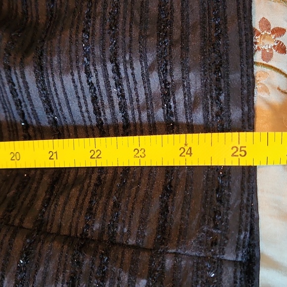 Talbot black full skirt - Picture 8 of 8